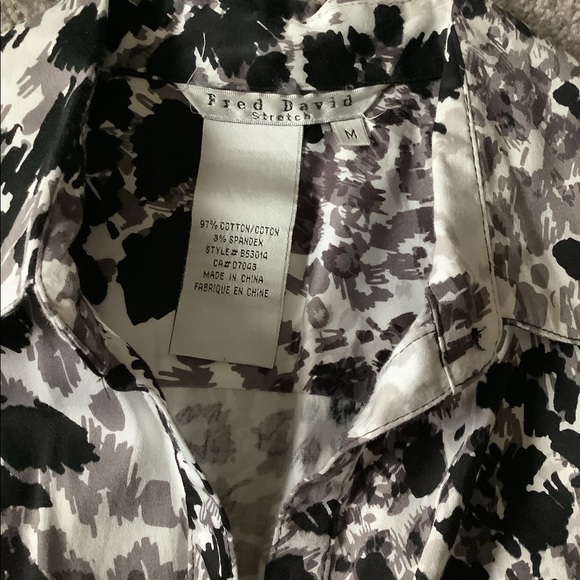 Belted blouse, grey, white, black abstract pattern - Picture 9 of 9